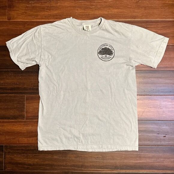 Southern Style Traditions T-Shirt - Picture 1 of 5